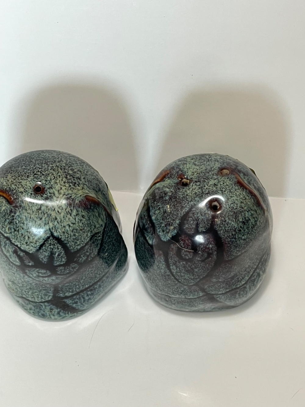 Brand New Artisan Ceramic Salt & Pepper Shakers - Teal Crackle Glaze - Picture 4 of 11